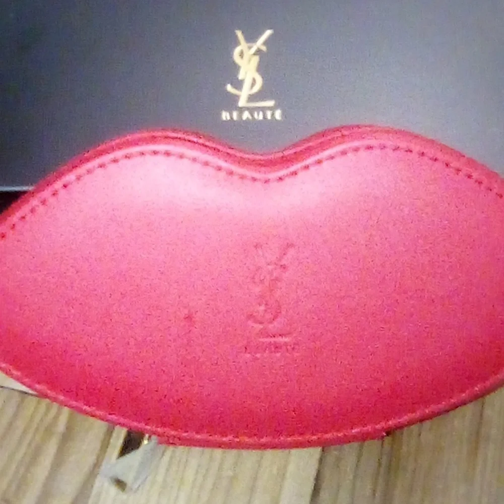 YSL Beauty Red Lips Makeup Bag Cosmetic Pouch With Brushes New